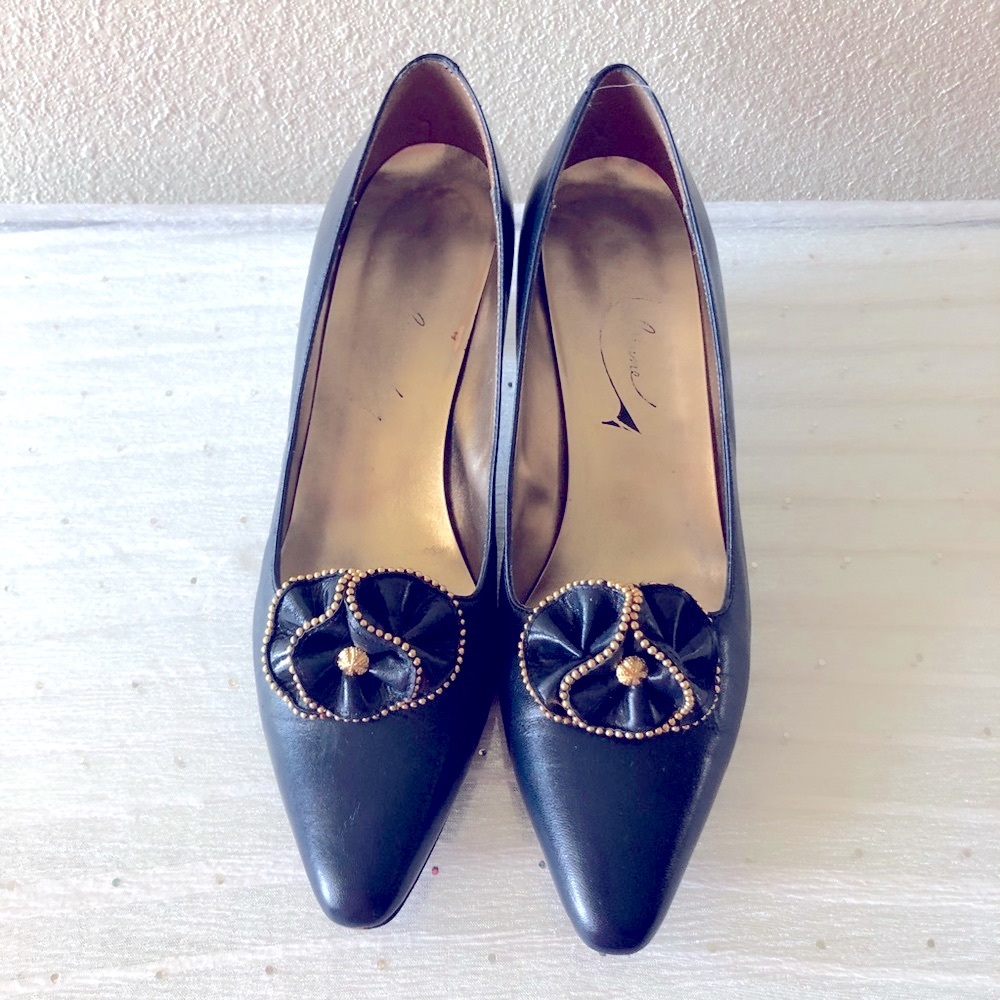 leather heels 👠